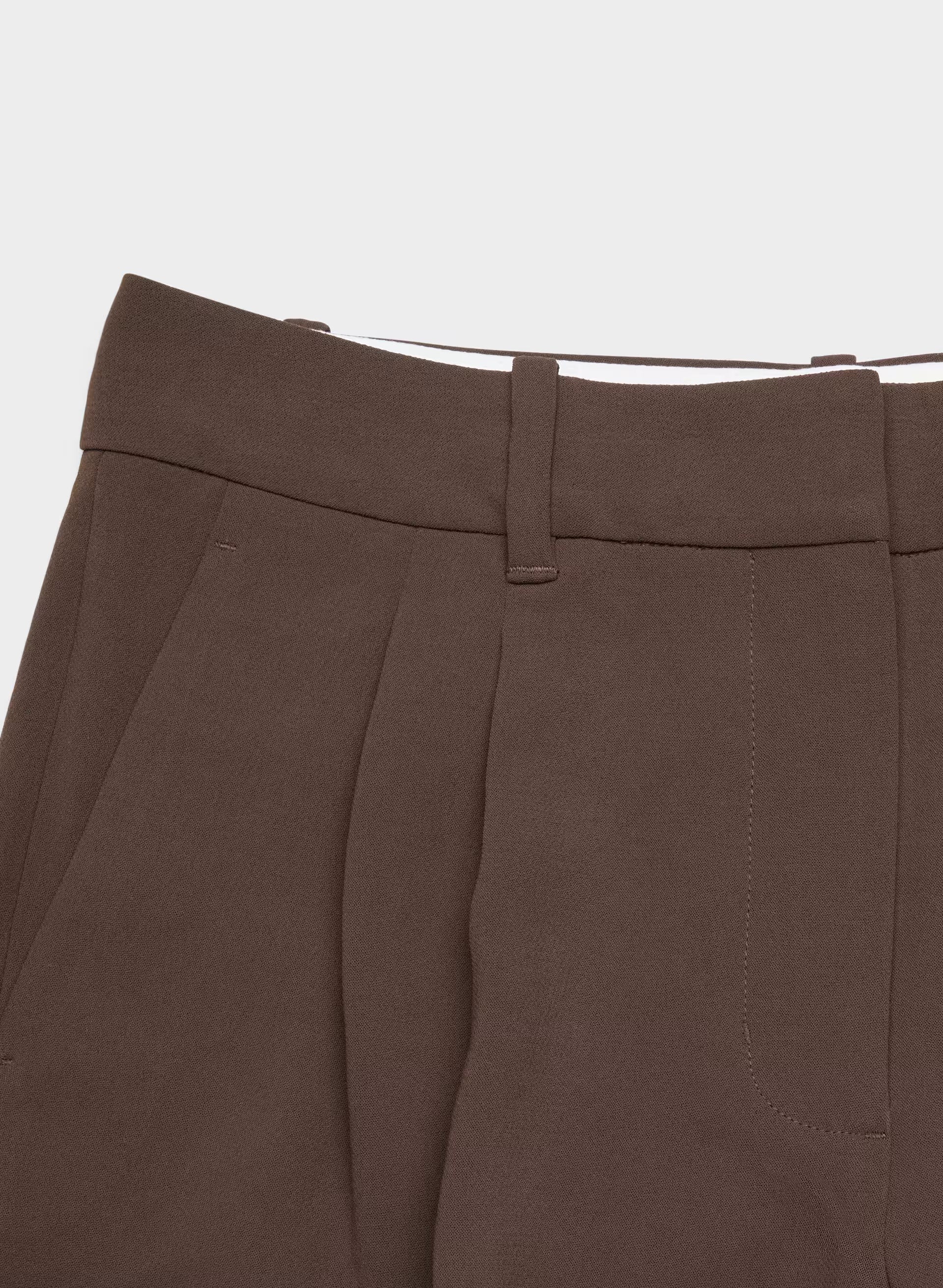 The Effortless Pant™ Lo-Rise - Crepette™ - RICH MOCHA BROWN