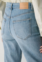 Denim Forum The Arlo Hi-Rise Straight Jean - 7 YRS BLEU TABOO