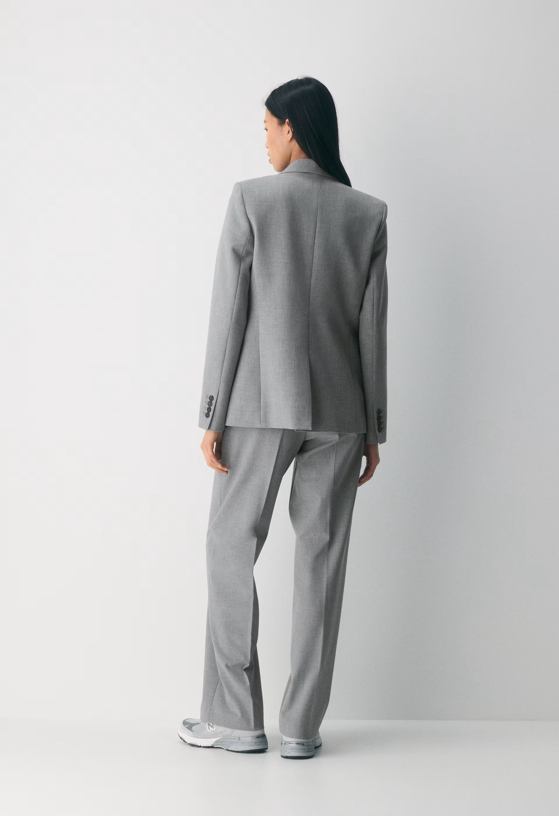 The Effortless Pant™ - Eversential™ Light - HEATHER DARK GREY