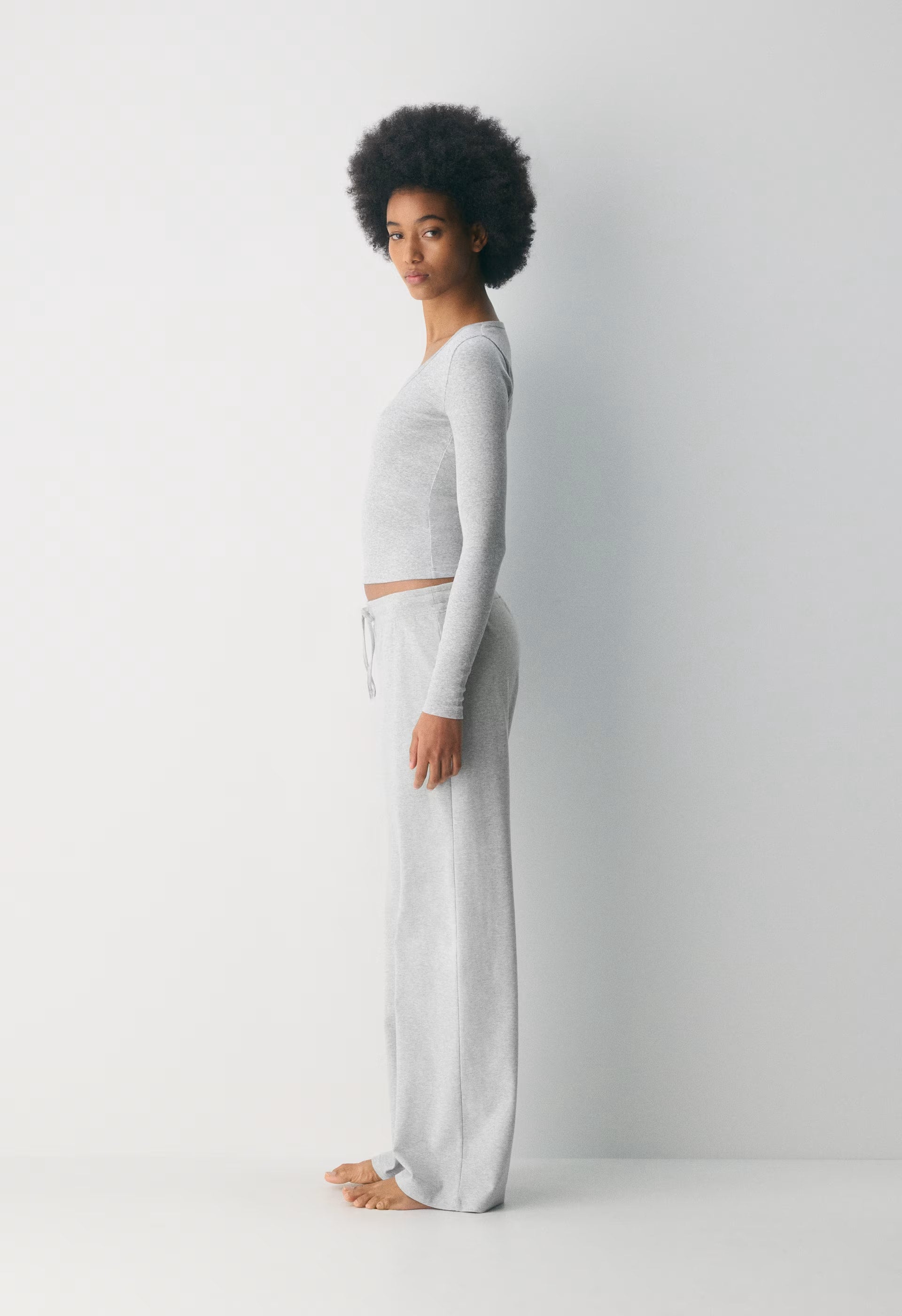 HomeStretch™ Smooth Kickback Pant - HEATHER CHROME