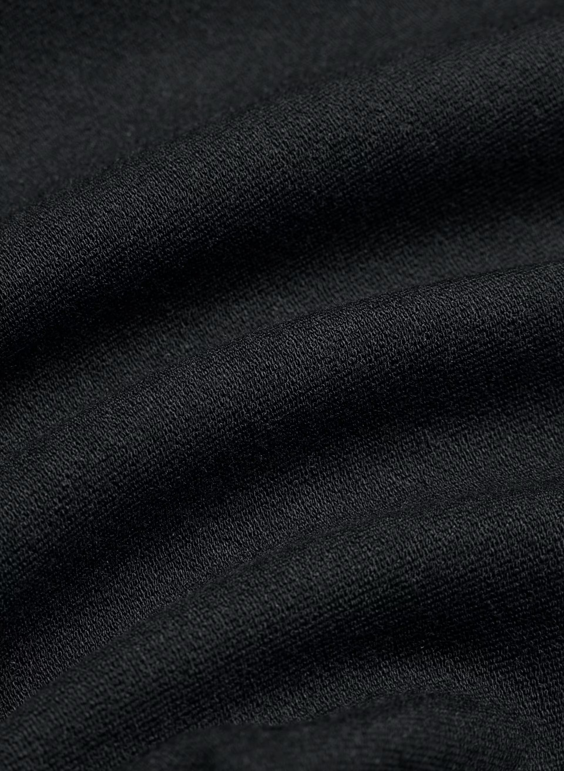 Skyline Capri - BLACK