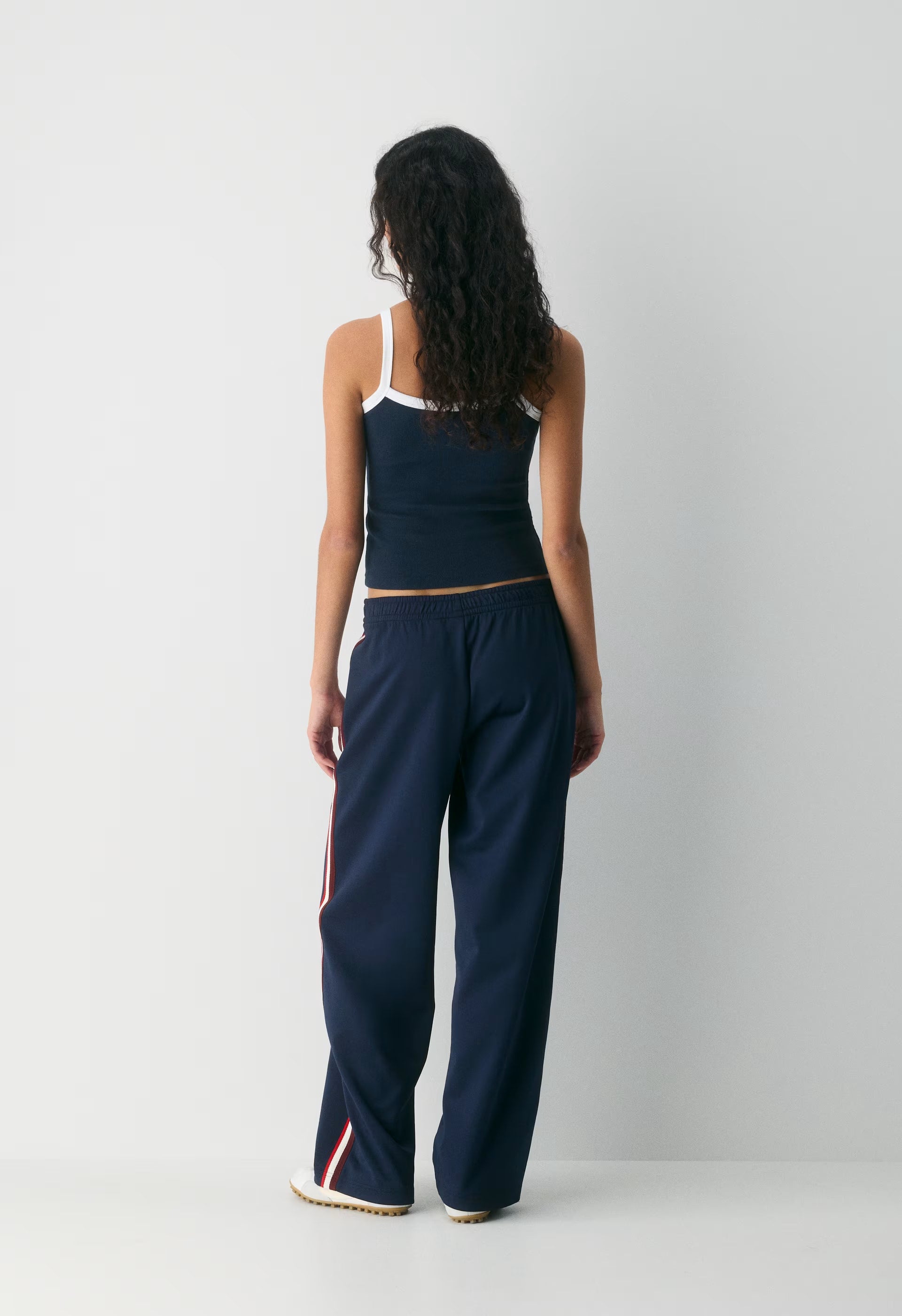 Defender Track Pant - FLASHING RED/MULTI