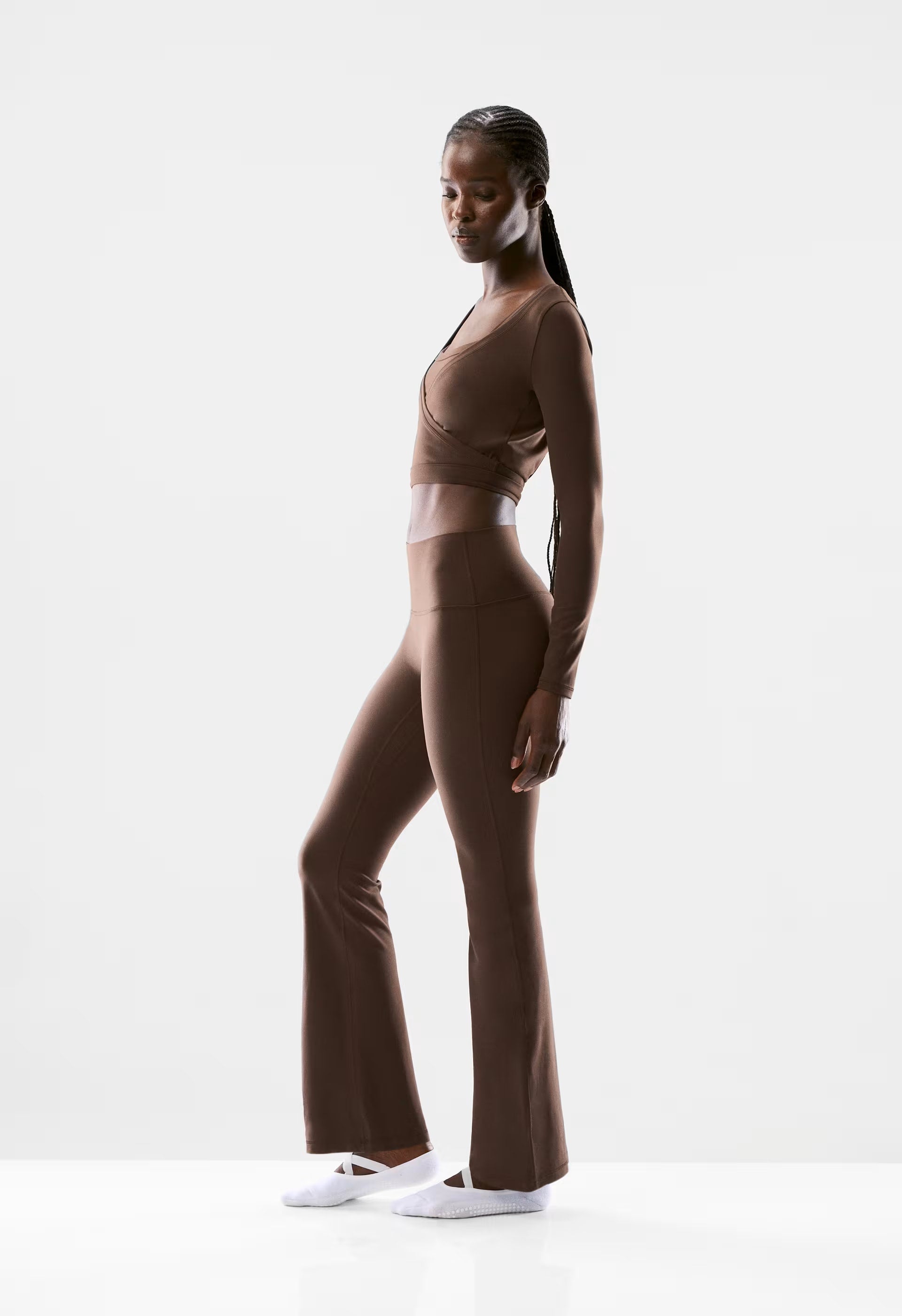 BUTTER Cheeky Infinite Hi Flare 30" Legging - RICH MOCHA BROWN