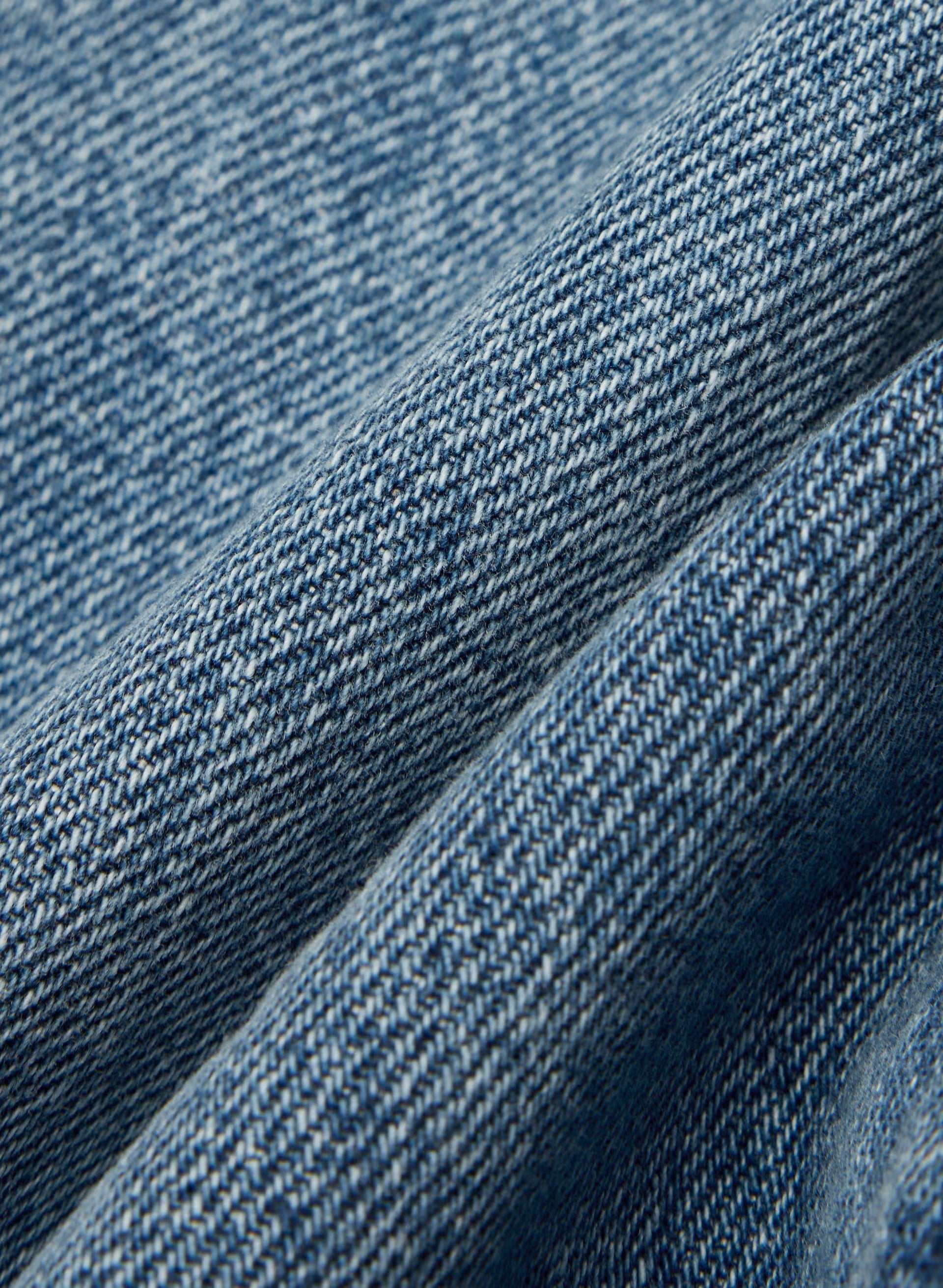 Denim Forum The Farrah Curve-Fit Hi-Rise Wide Jean - 5 YRS KISS N TELL BLEU