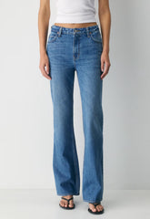 Denim Forum 001 Slim Hi-Rise Bootcut Jean - 5 YRS KISS N TELL BLEU