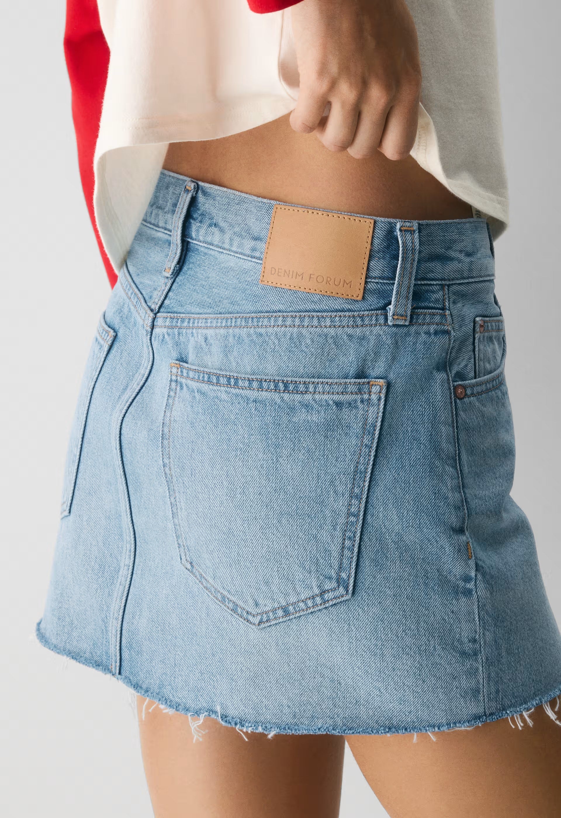 Denim Forum The ‘90s Ricci Micro Denim Skirt - 7 YRS BLEU TB RAW HEM
