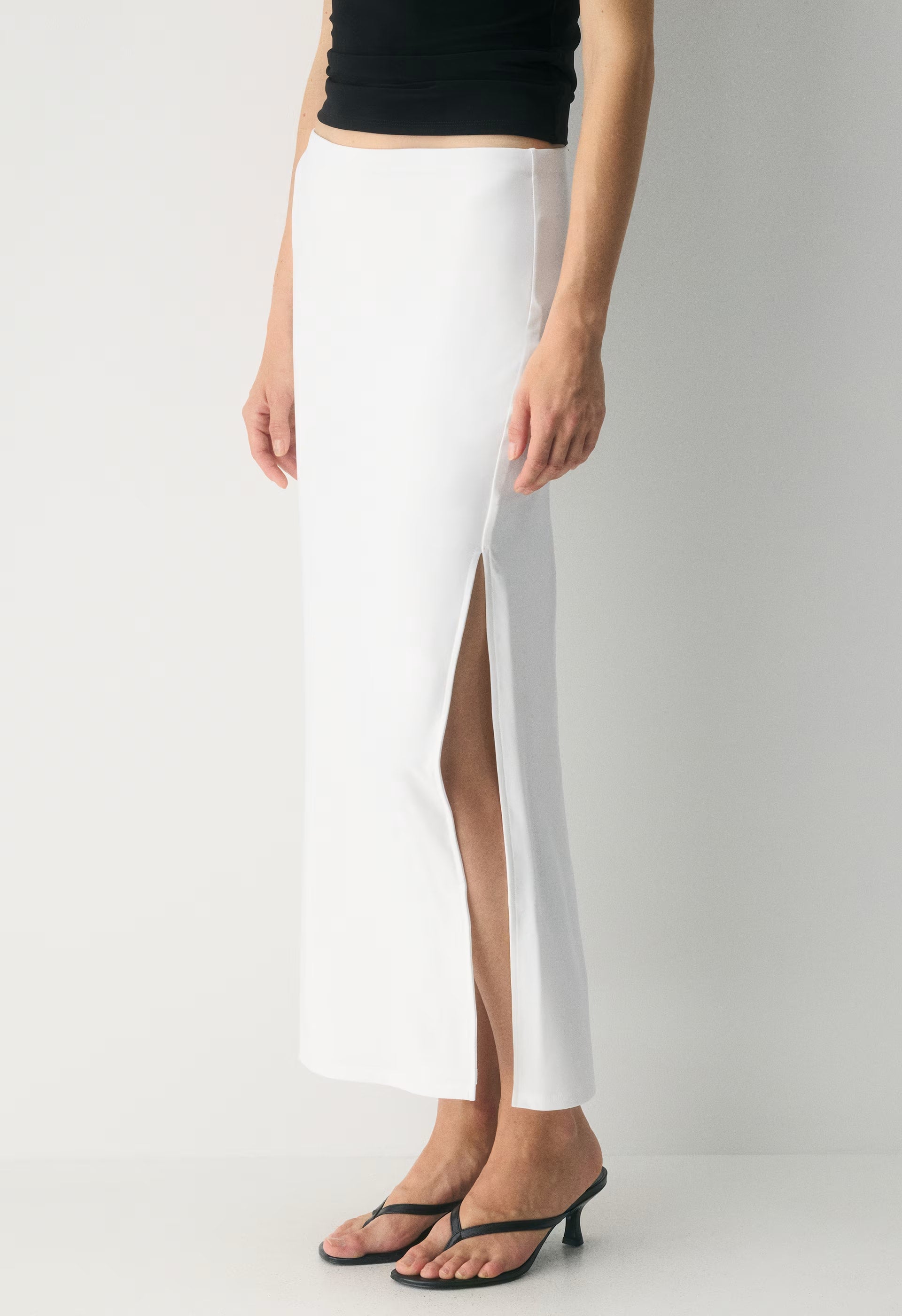 Smooth Matter™ Subscript Skirt - VILLA PINK