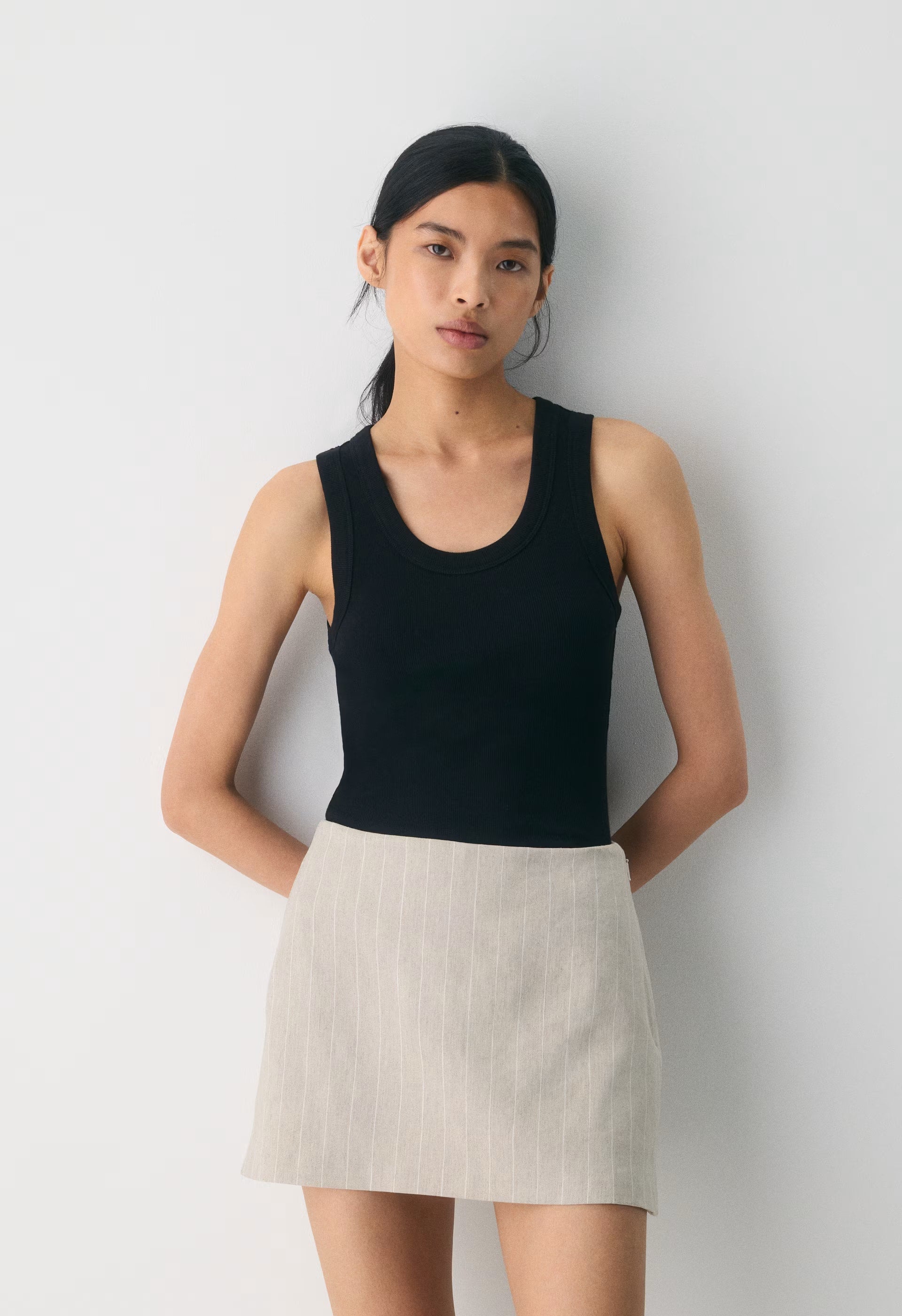Roundup Linen Skort - CBT STRP UNDYD ECR/WT
