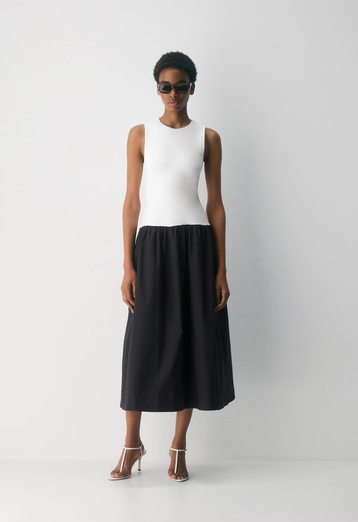 Worldly Poplin Dress - BLACK /BRIGHT WHT