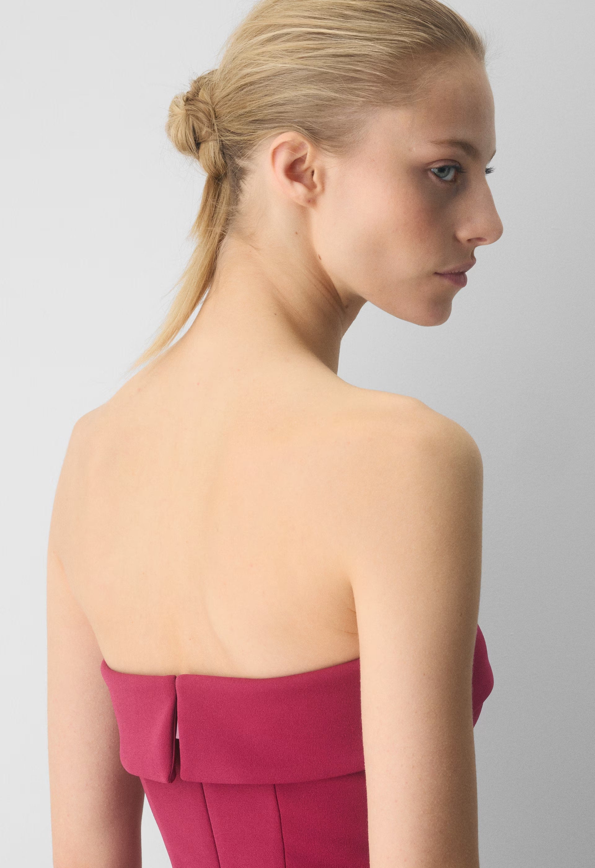 FigureKnit™ Eyecatcher Dress - MARTINI OLIVE