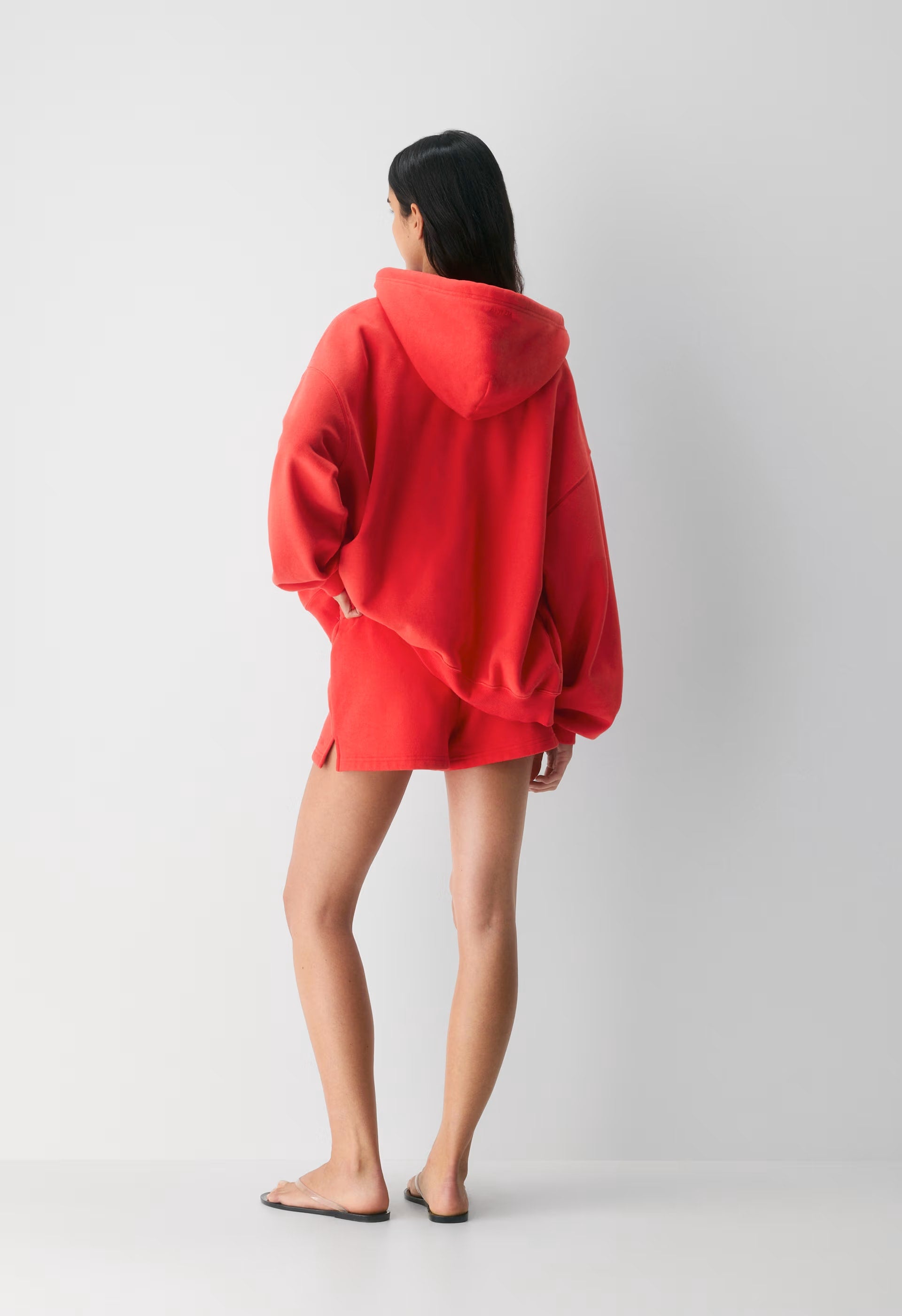 Cozy Sweatfleece Perfect Micro Short - CHERRYBOMB RED