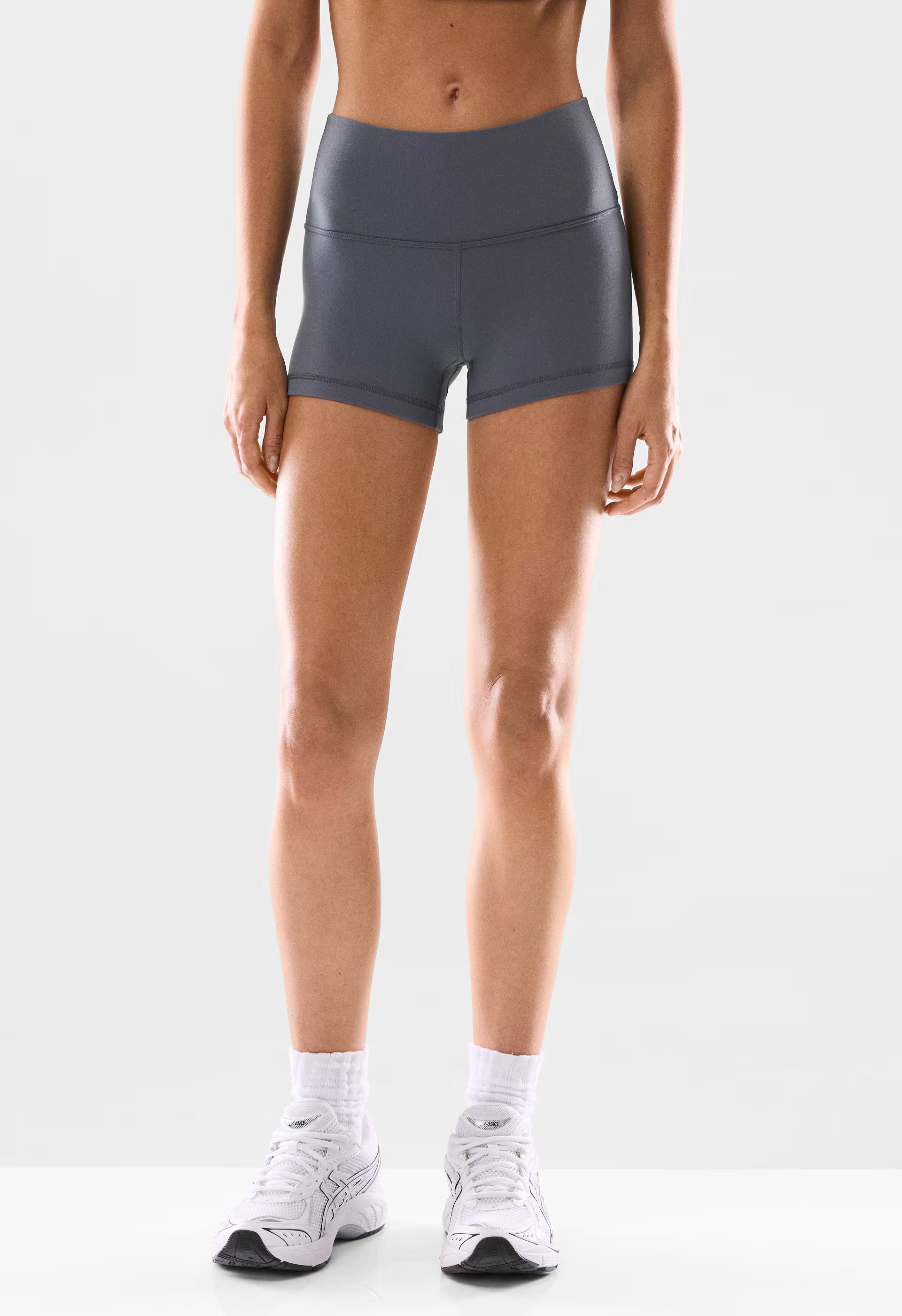 BUTTER Cheeky Hi-Rise 3" Short - VINTAGE NAVY