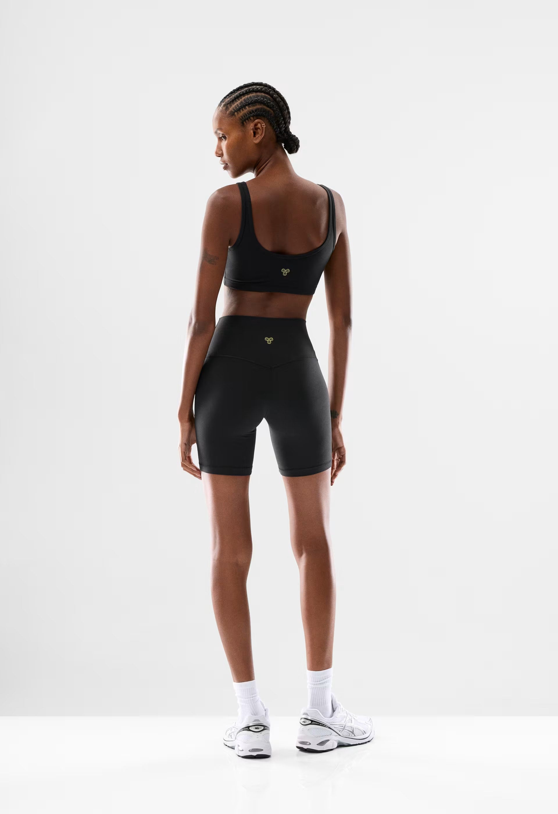 BUTTER Cheeky Hi-Rise 7" Short - BLACK