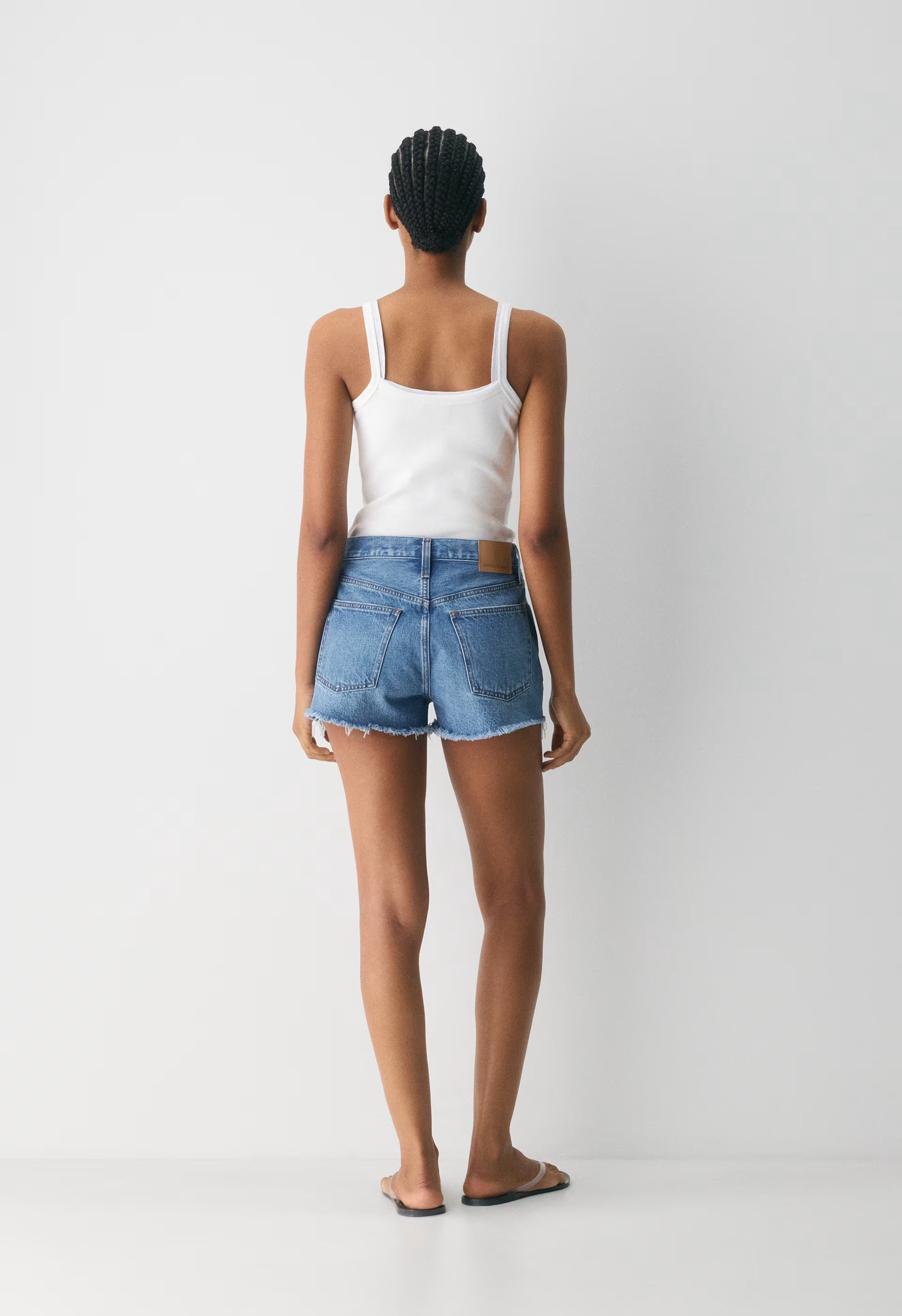 Denim Forum The ‘90s Vintage Hi-Rise Mini Denim Short - 5 YRS KISS N TELL BLEU
