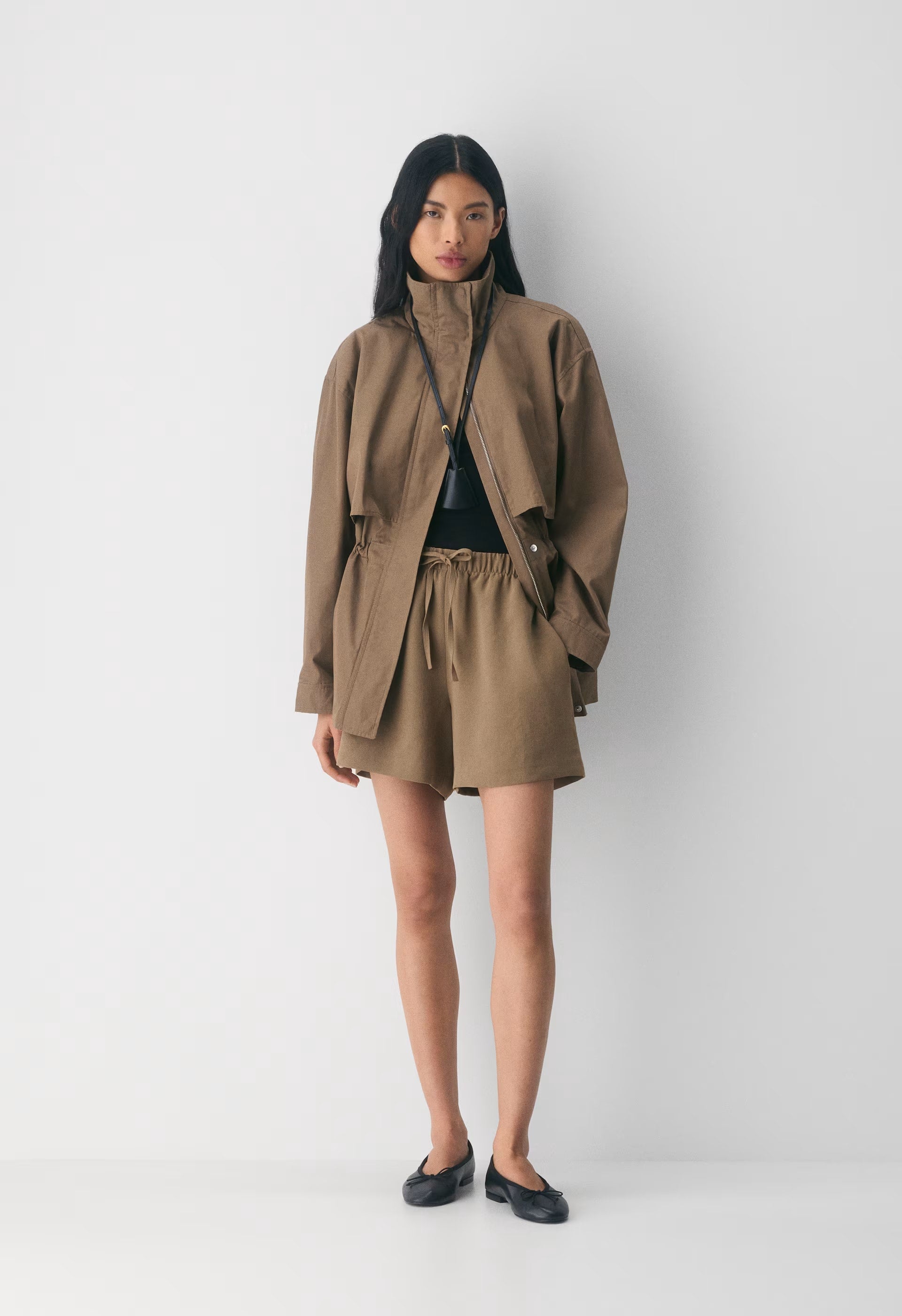 The Lodge Short™ Mid-Thigh - Crepette™ - FOLIO TAUPE