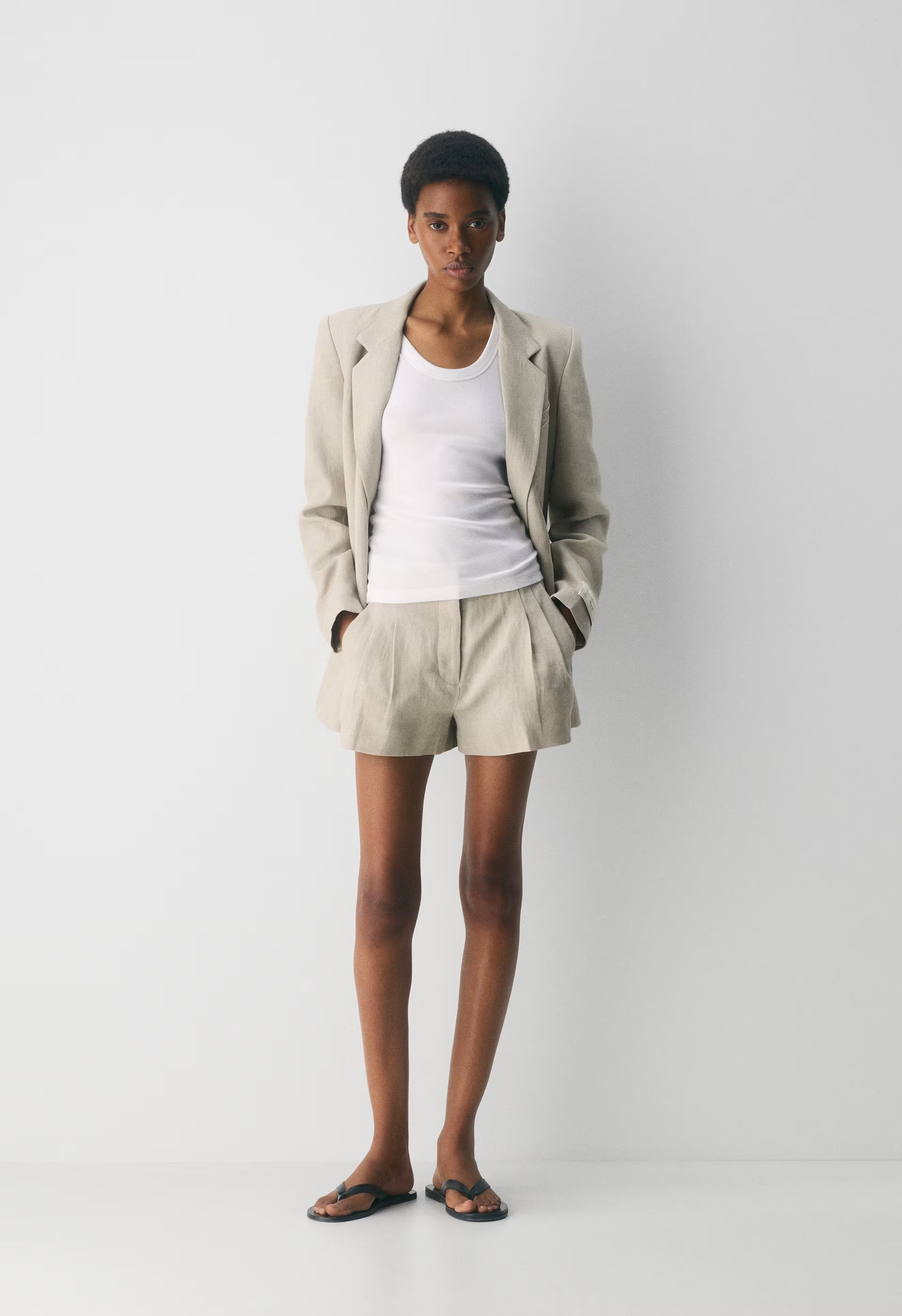 The Effortless Short™ Mini - PowerLinen™ - BLACK