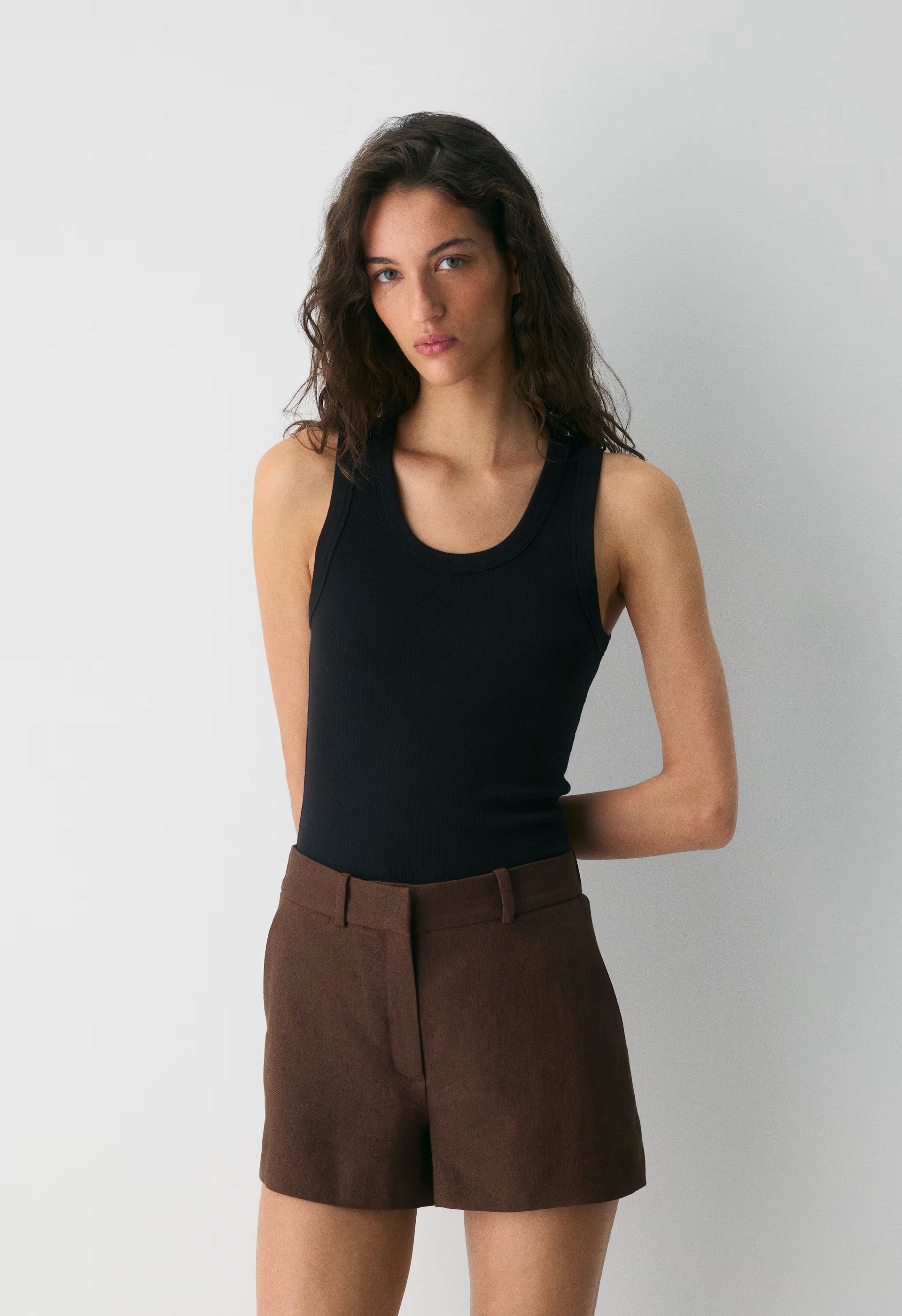 New Agency Mini Short - PowerLinen™ - RICH MOCHA BROWN