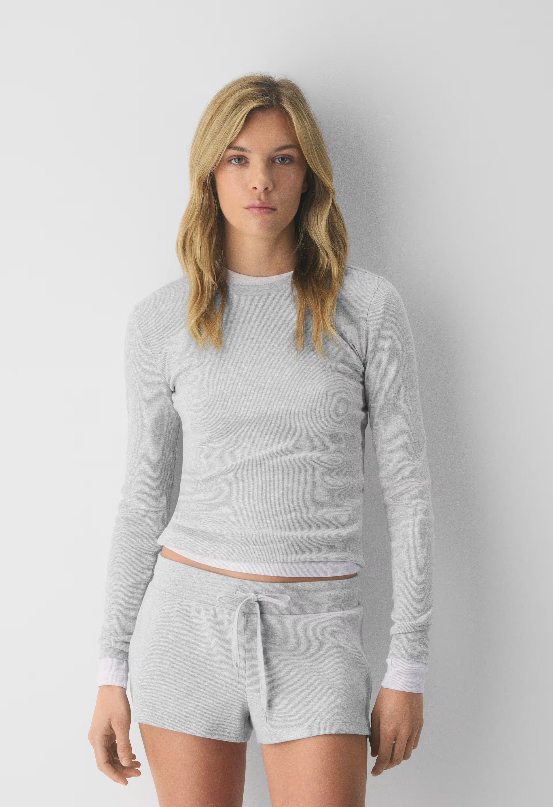HomeStretch™ Rib Happen Short - HEATHER CHROME