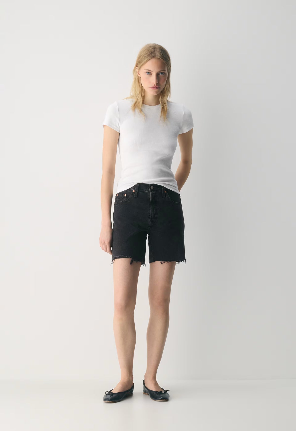 Levi's 501 Mid Thigh Jean Short - LUNAR BLACK